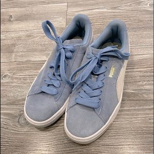 Puma suede NEW 6.5